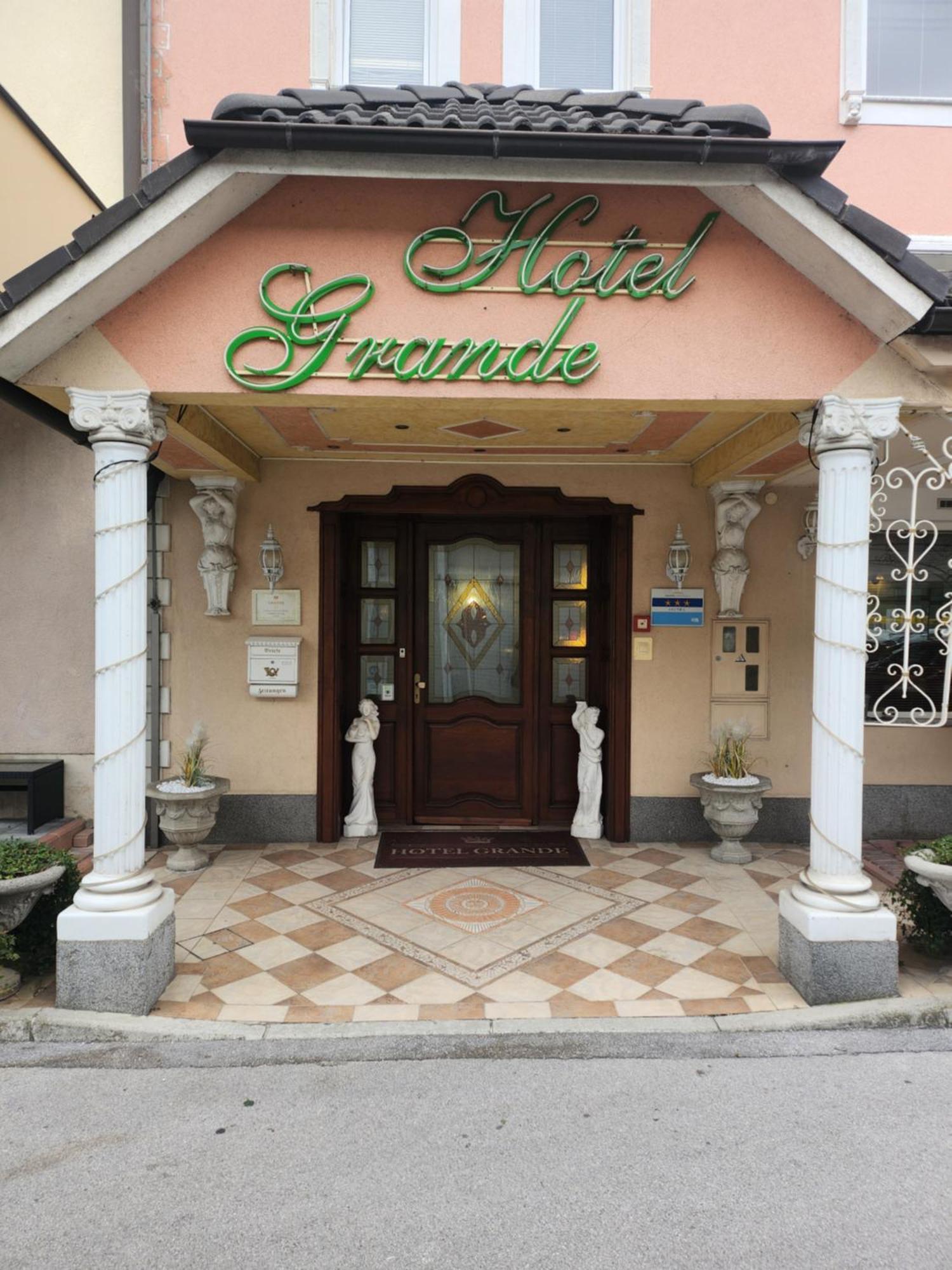 Hotel Grande Celje Extérieur photo